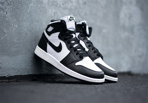 schwarze nike jordan 1